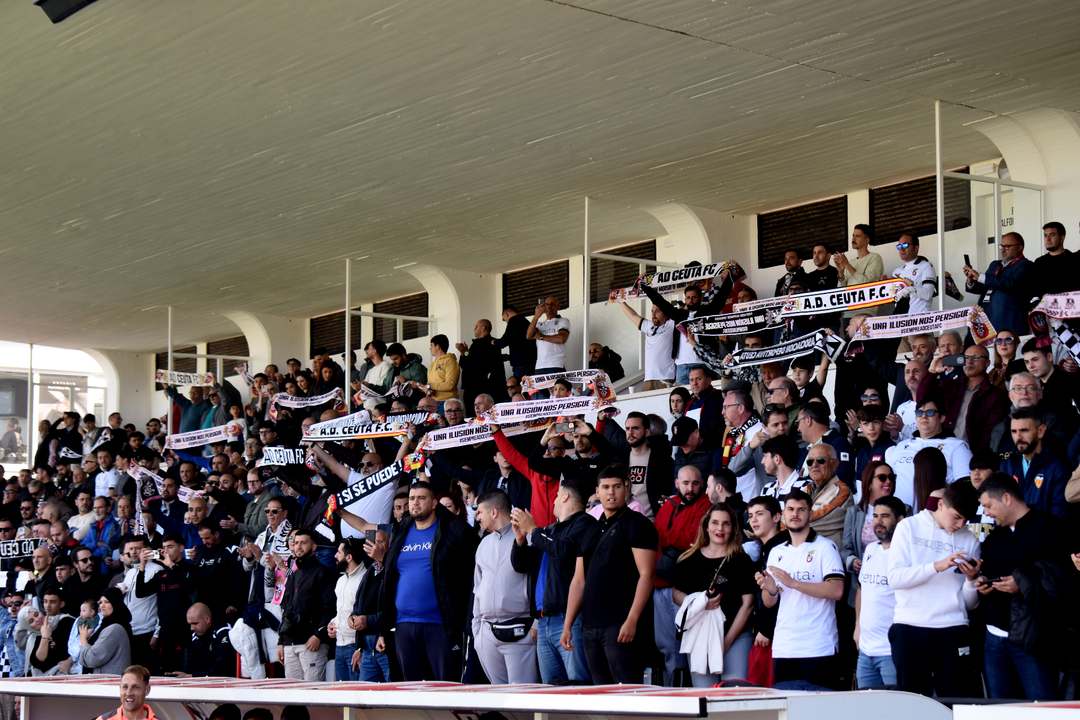 El Ceuta tumba al Marbella y sigue manteniendo el trono (13)