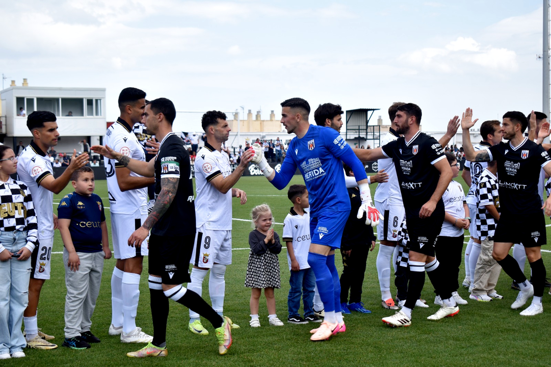 Encuentro entre la AD Ceuta FC y el M&eacute;rida  (22)