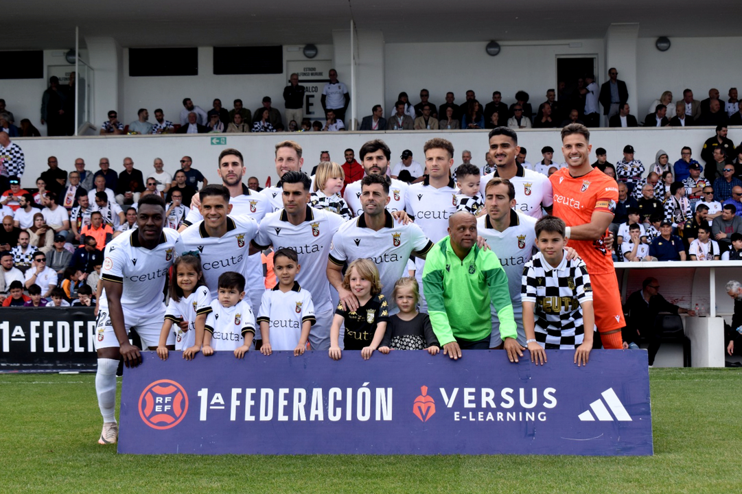 Encuentro entre la AD Ceuta FC y el M&eacute;rida. Foto: Rafa B&aacute;ez