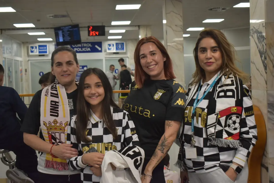 Preparativos para recibir a la AD Ceuta FC / Rafa B&aacute;ez