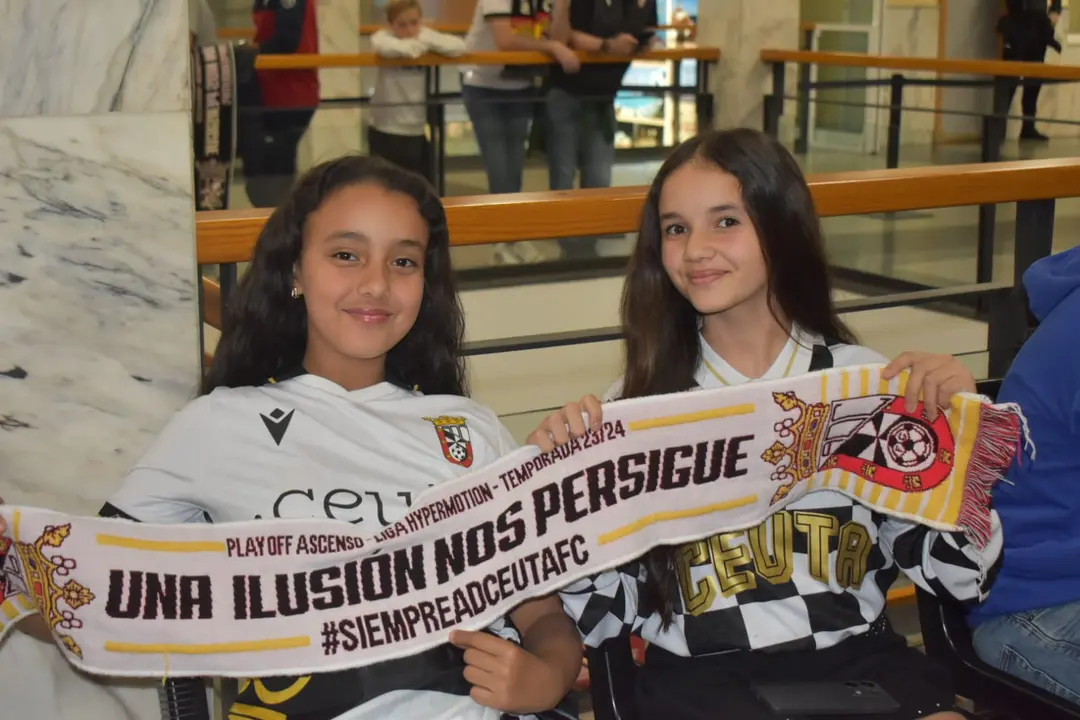 Preparativos para recibir a la AD Ceuta FC / Rafa B&aacute;ez