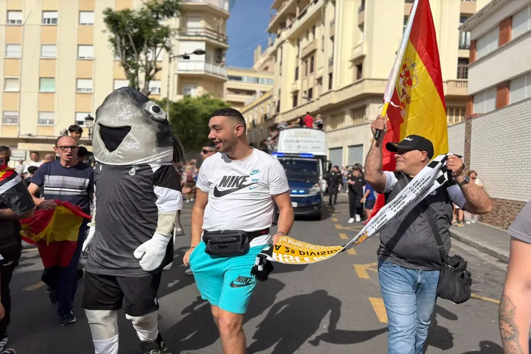 Celebraci&oacute;n ascenso de la AD Ceuta FC (15)