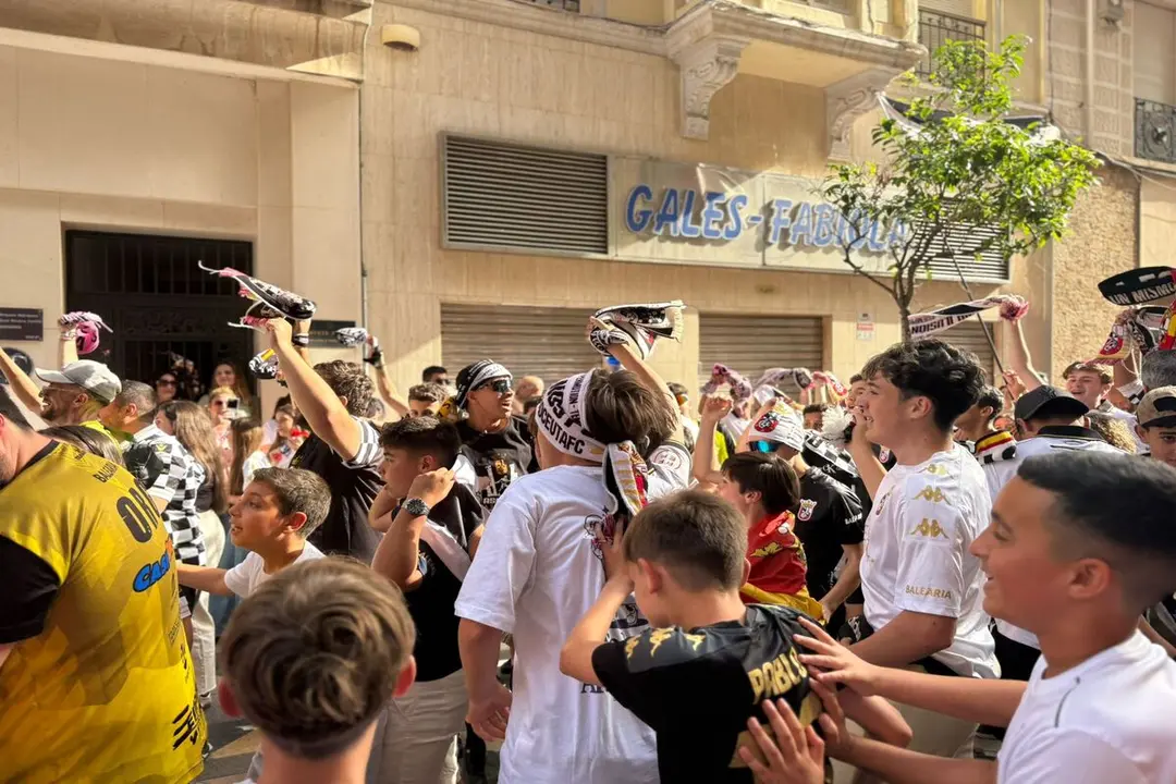 Celebraci&oacute;n ascenso de la AD Ceuta FC (25)