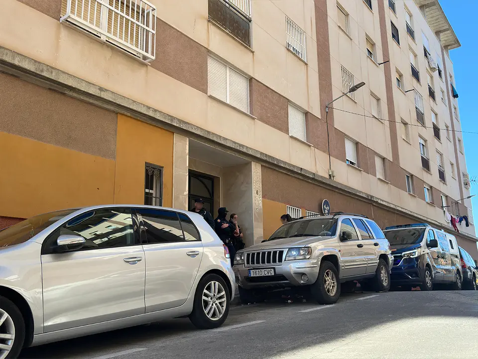 Operaci&oacute;n de la UCRIF en La Reina / Mohamed Ettouileb