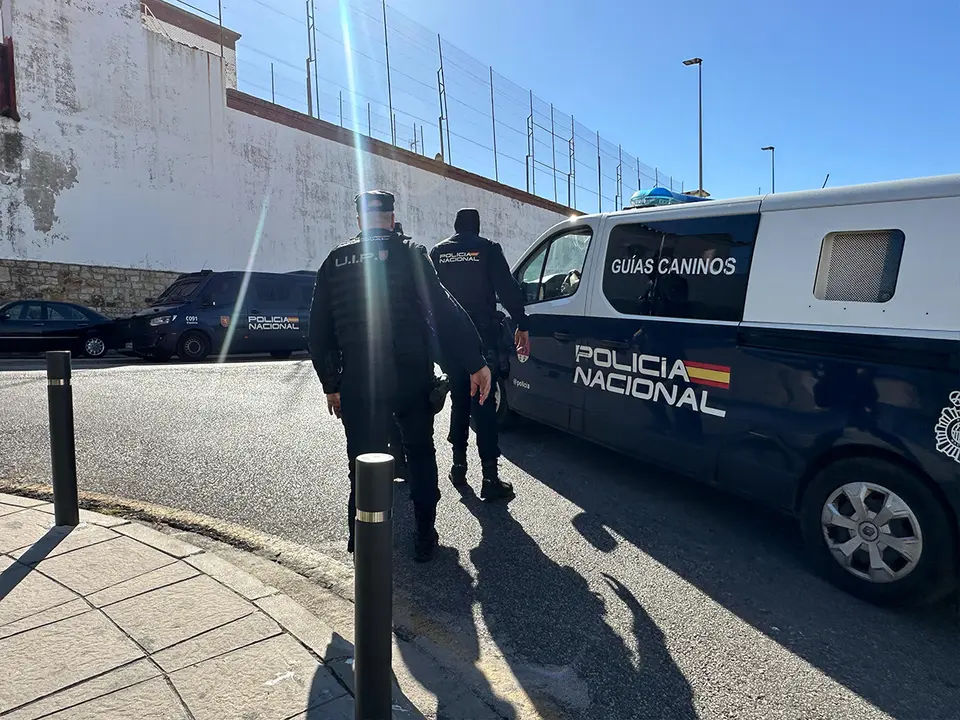 OPERACI&Oacute;N UCRIF LA REINA 12