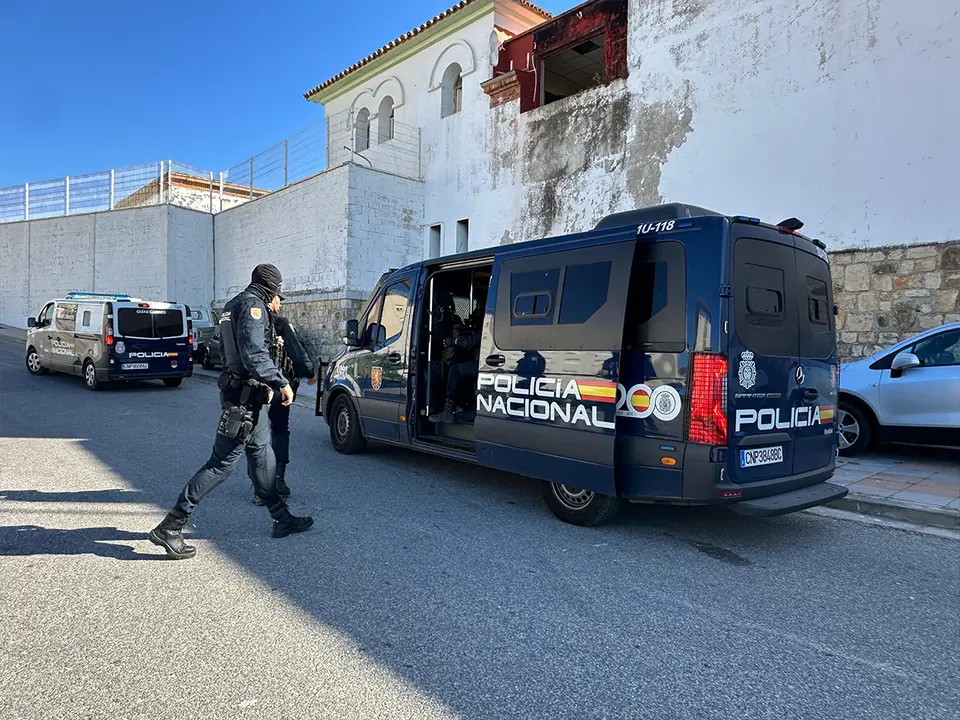 OPERACI&Oacute;N UCRIF LA REINA 10