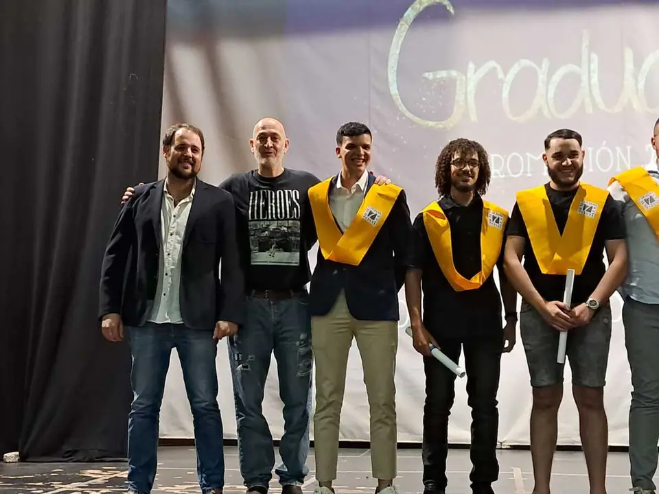 Graduaci&oacute;n de Formaci&oacute;n Profesional en el Siete Colinas / C&eacute;sar Mart&iacute;n