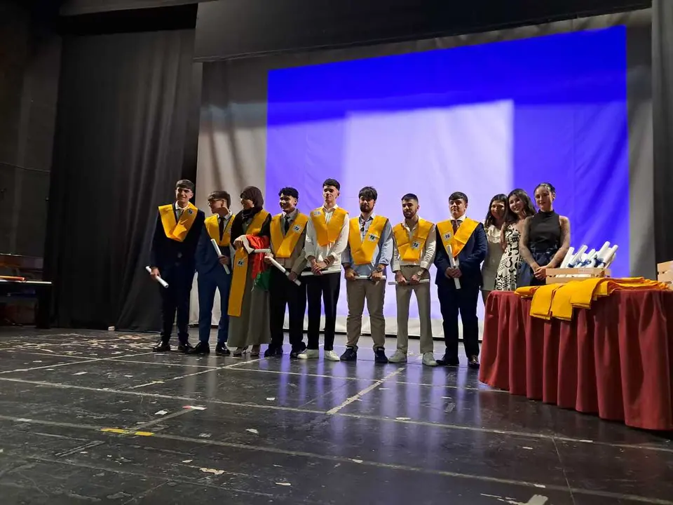 Graduaci&oacute;n de Formaci&oacute;n Profesional en el Siete Colinas / C&eacute;sar Mart&iacute;n
