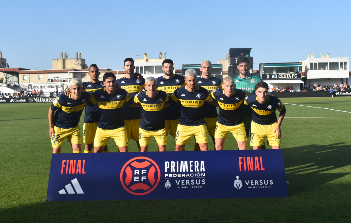 Encuentro de vuelta entre la AD Ceuta FC y la Cultural Leonesa (1)