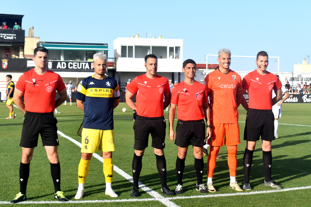 Encuentro de vuelta entre la AD Ceuta FC y la Cultural Leonesa