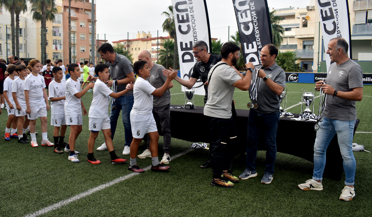 Entrega de trofeos de la RFFCE (14)