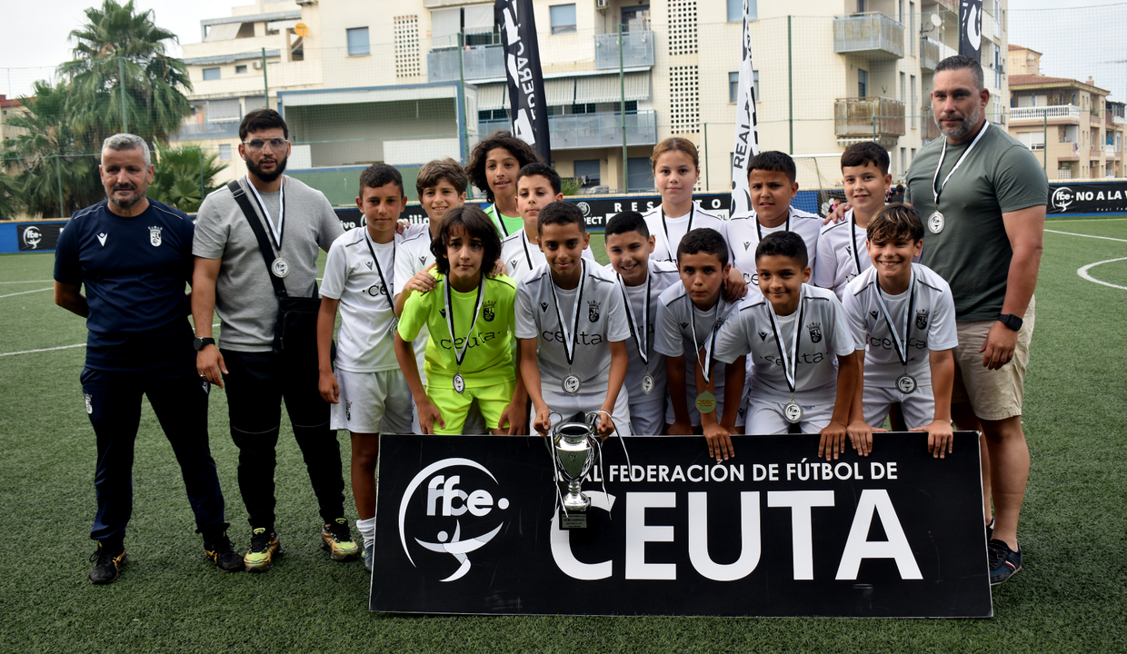 Entrega de trofeos de la RFFCE (12)