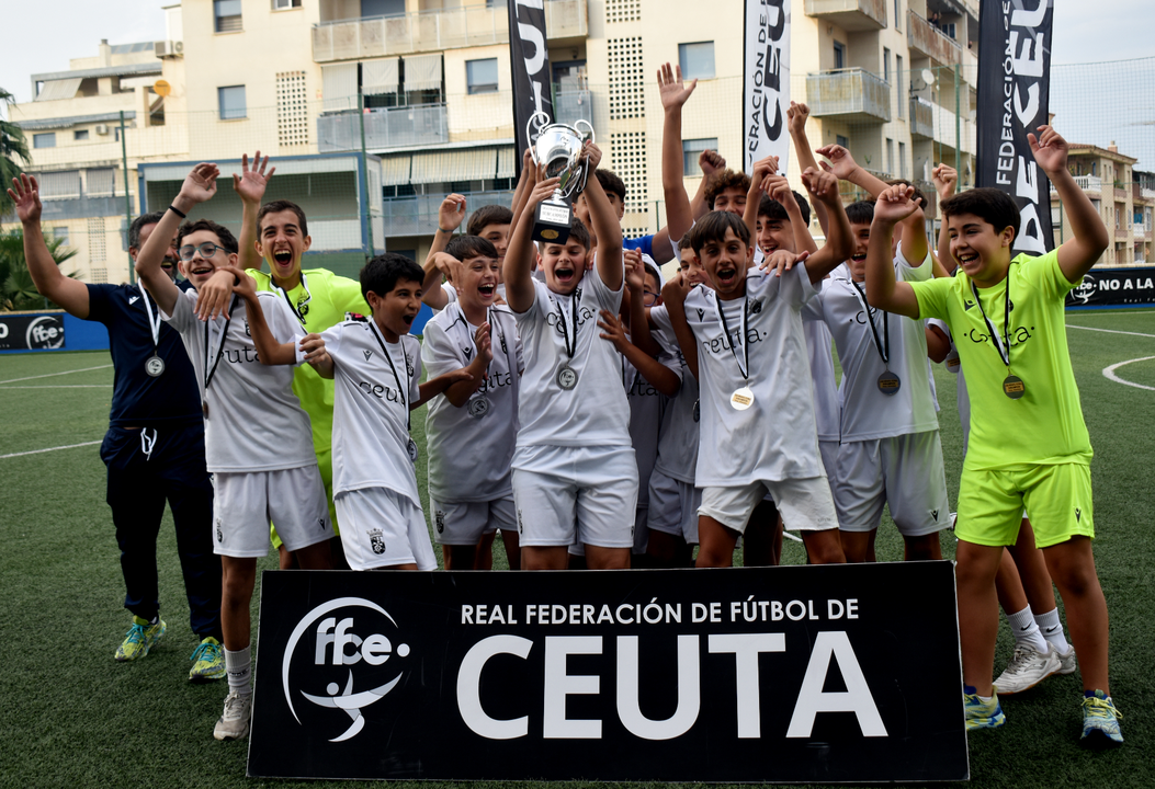 Entrega de trofeos de la RFFCE (4)