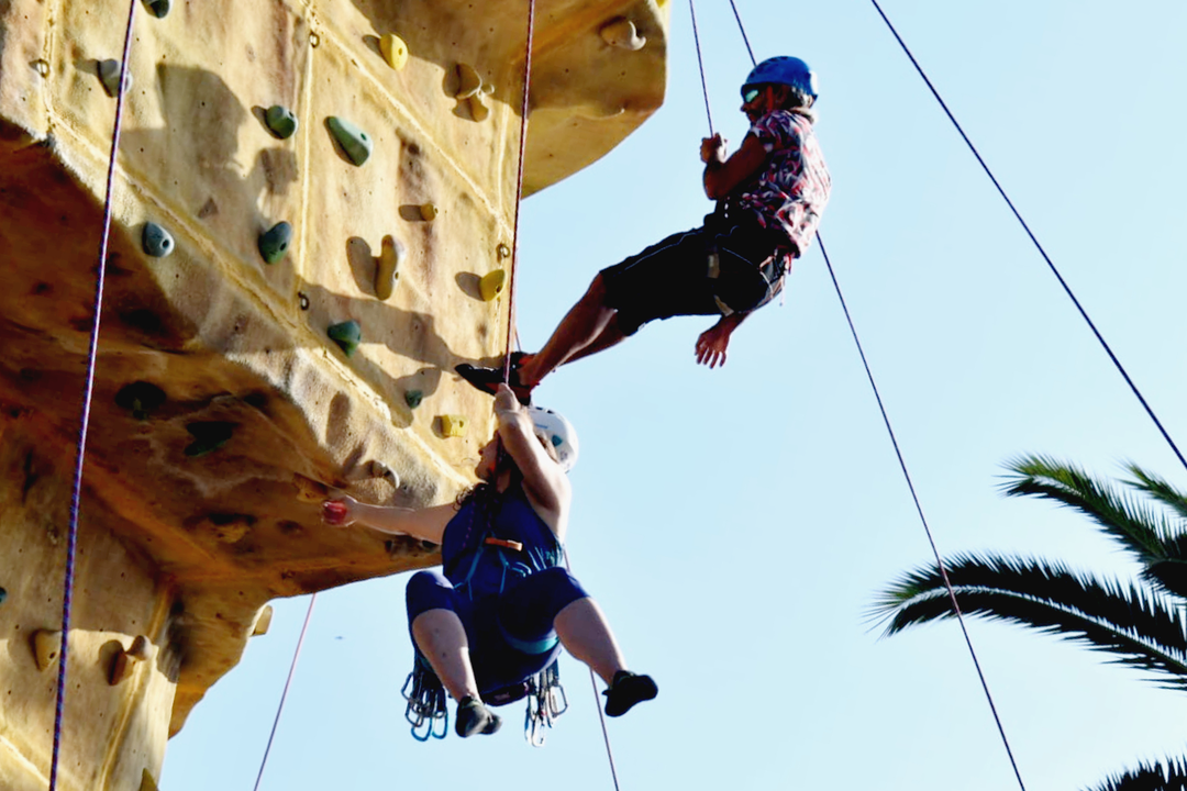Escuela de Deportes de Monta&ntilde;a y Escalada del ICD