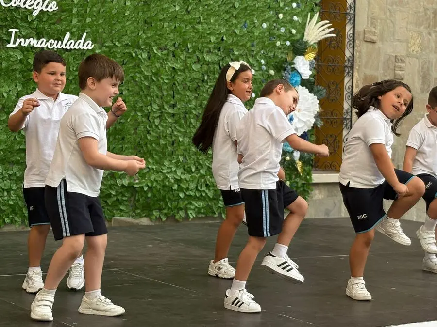 Graduaci&oacute;n 2025 en La Inmaculada / Alma Palomino