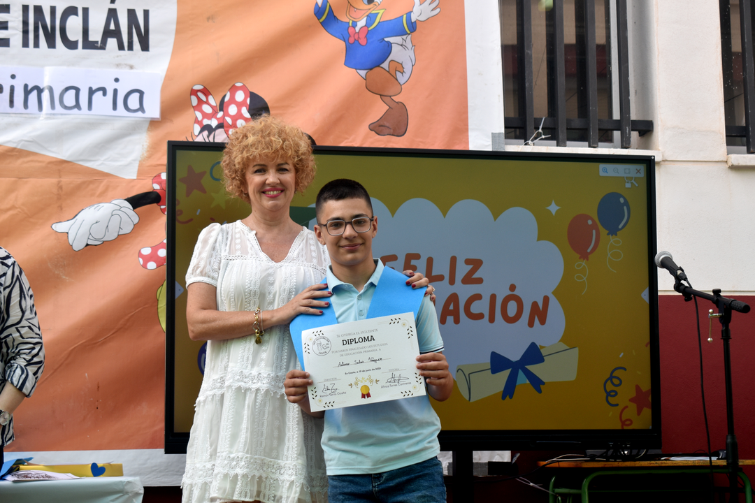Graduaci&oacute;n de Educaci&oacute;n Primaria del Valle-Incl&aacute;n (8)