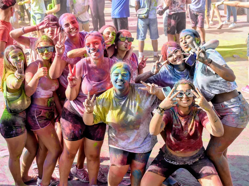 Holi 2025