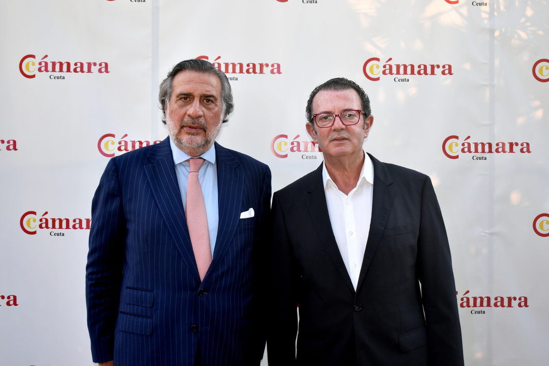 Juan Bravo recibe la Medalla de Oro de la C&aacute;mara de Comercio de Ceuta (8)