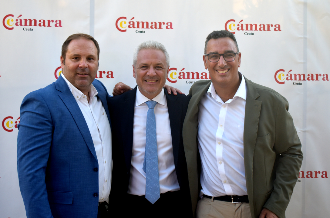 Juan Bravo recibe la Medalla de Oro de la C&aacute;mara de Comercio de Ceuta (11)