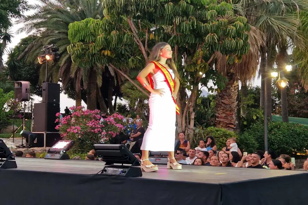 Reinas de las Fiestas 2025 (12)