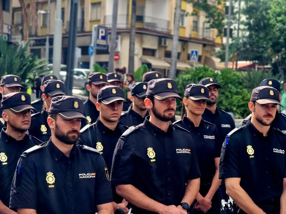 Recepci&oacute;n a los agentes en pr&aacute;cticas de la Polic&iacute;a Nacional(13)
