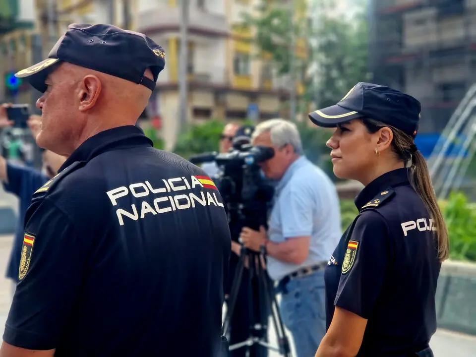 Recepci&oacute;n a los agentes en pr&aacute;cticas de la Polic&iacute;a Nacional(3)