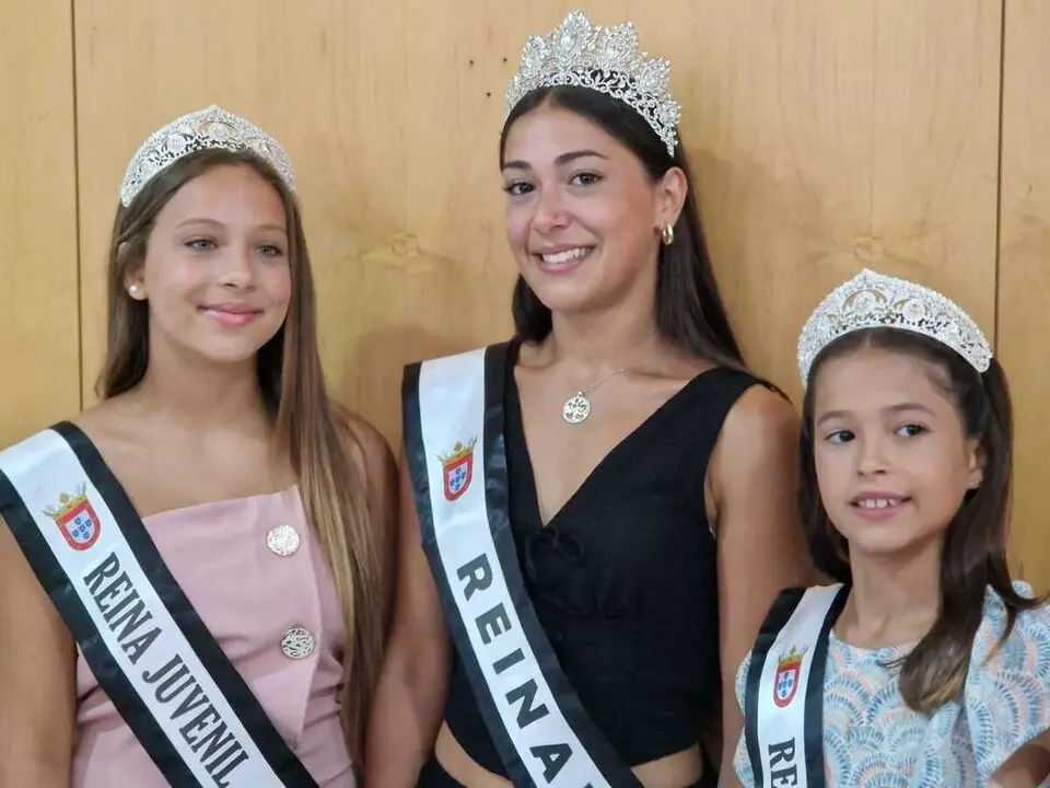 Vivas recibe a las Reinas de las Fiestas