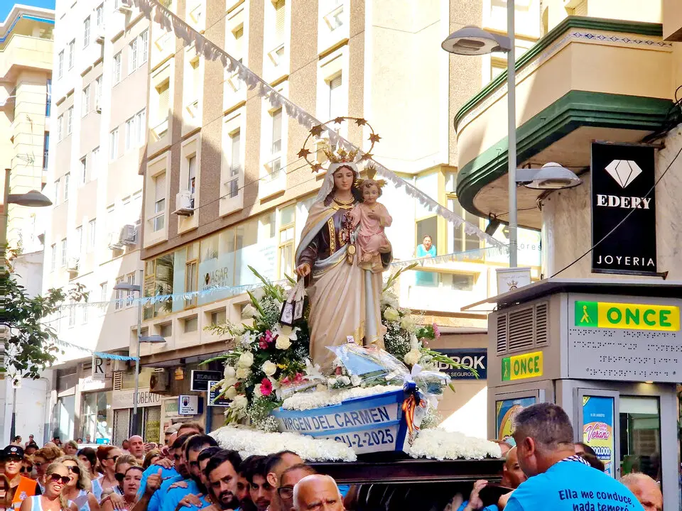 Procesi&oacute;n de la Virgen del Carmen  (13)