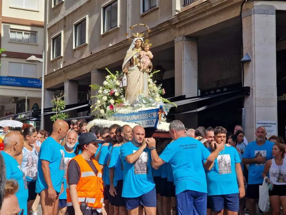 Procesi&oacute;n de la Virgen del Carmen (6)