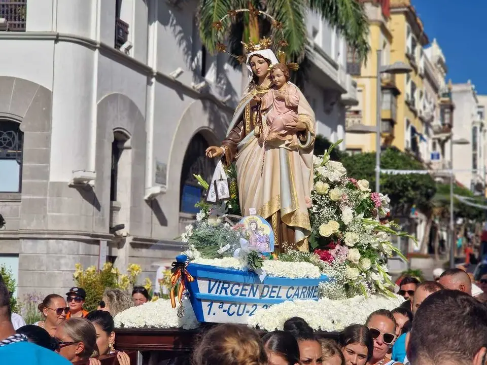 Procesi&oacute;n de la Virgen del Carmen (8)