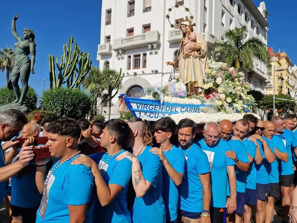 Procesi&oacute;n de la Virgen del Carmen (11)