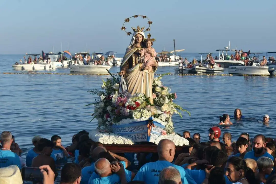 La Virgen del Carmen en La Almadraba (14)