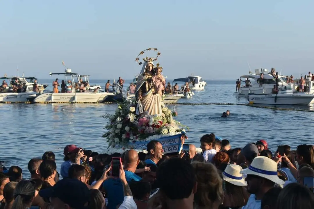 La Virgen del Carmen en La Almadraba / Rafa B&aacute;ez