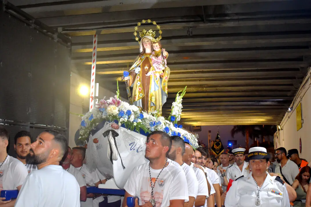 Procesi&oacute;n de la Virgen del Carmen del centro  (4)