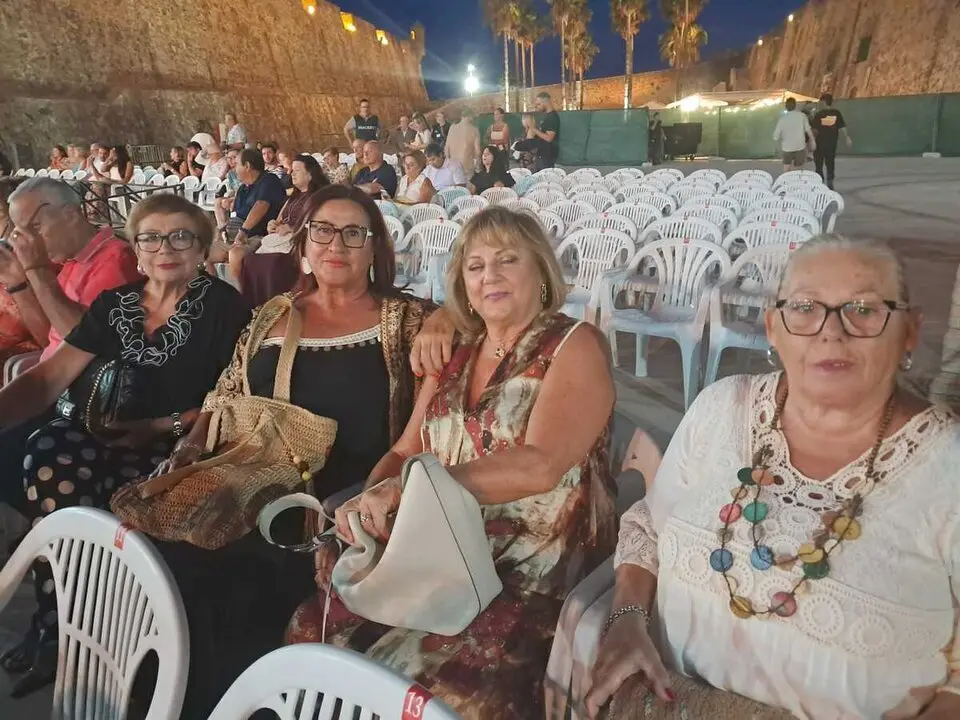 'Bis a Bis' espect&aacute;culo de Los Morancos en Las Murallas Reales / C&eacute;sar Mart&iacute;n