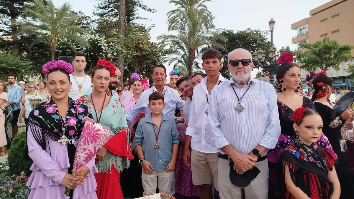 Ofrenda a la Virgen de &Aacute;frica