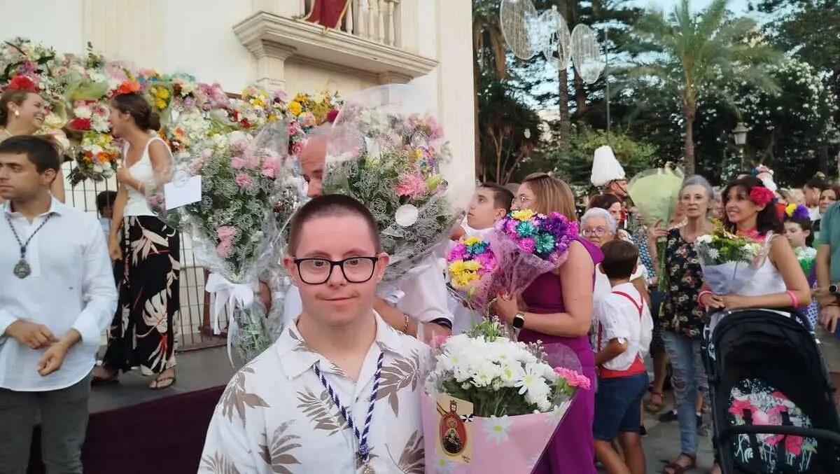 Ofrenda a la Virgen de &Aacute;frica