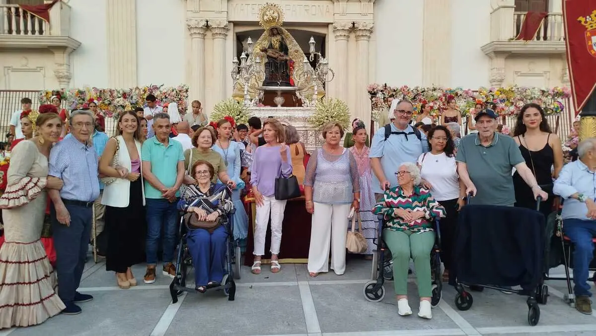 Ofrenda a la Virgen de &Aacute;frica