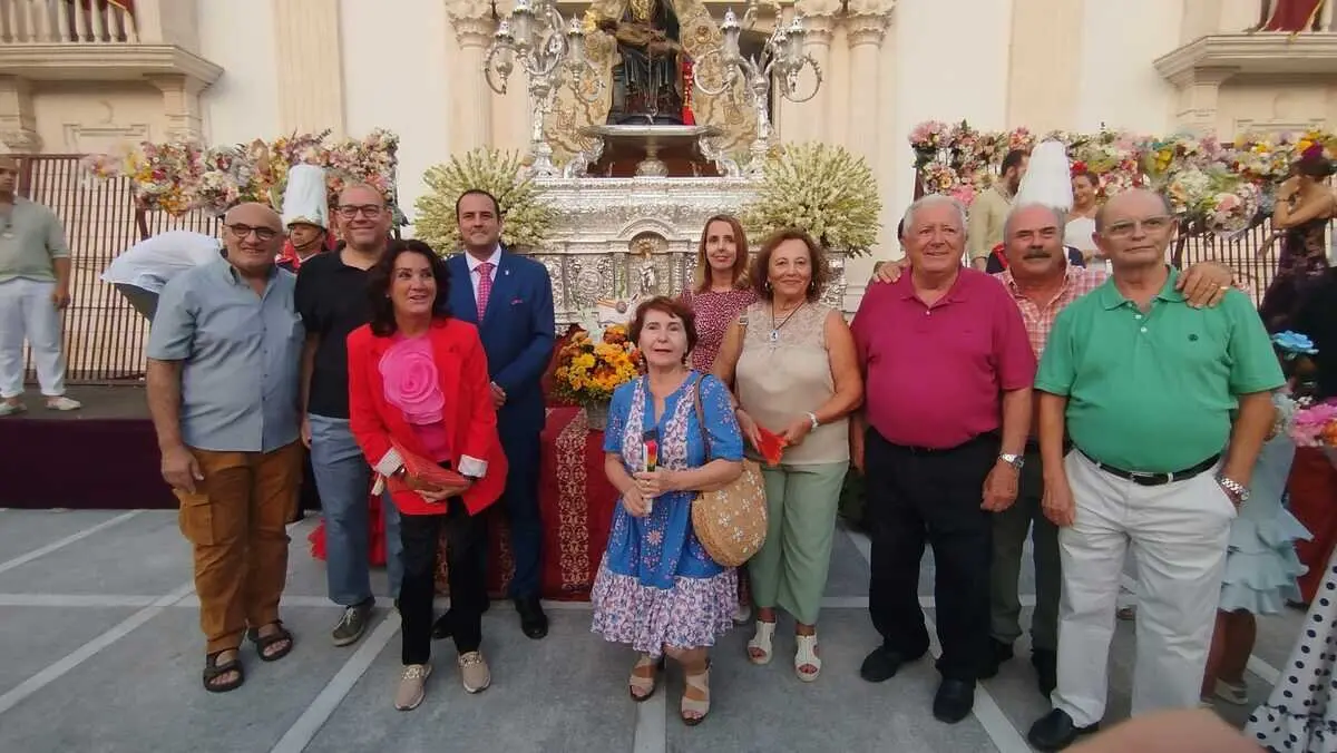 Ofrenda a la Virgen de &Aacute;frica