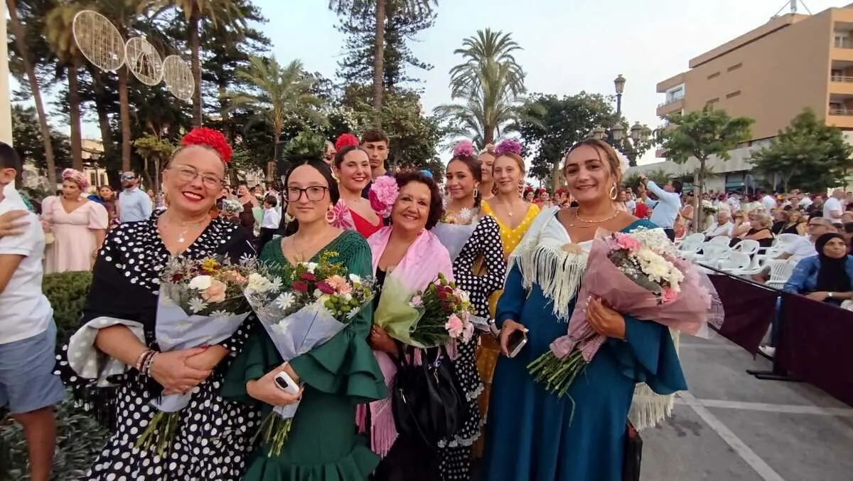 Ofrenda a la Virgen de &Aacute;frica