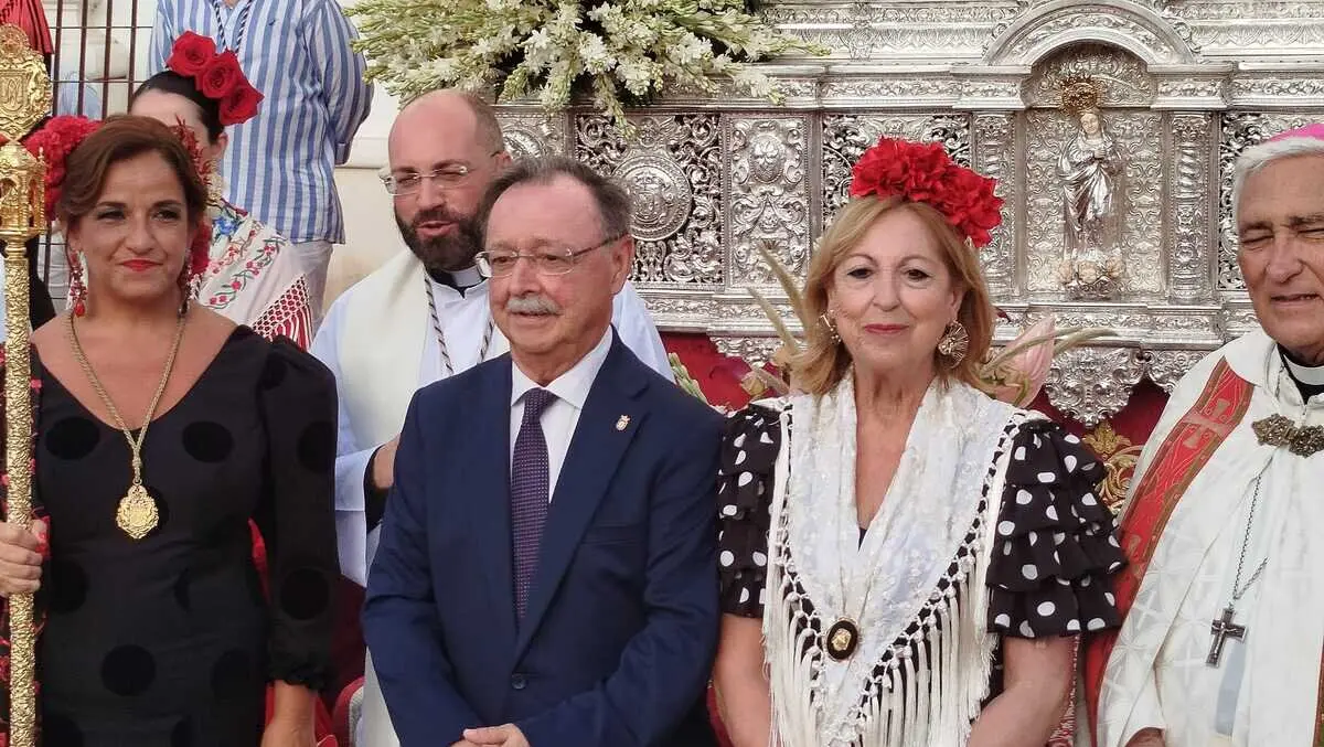 Ofrenda a la Virgen de &Aacute;frica