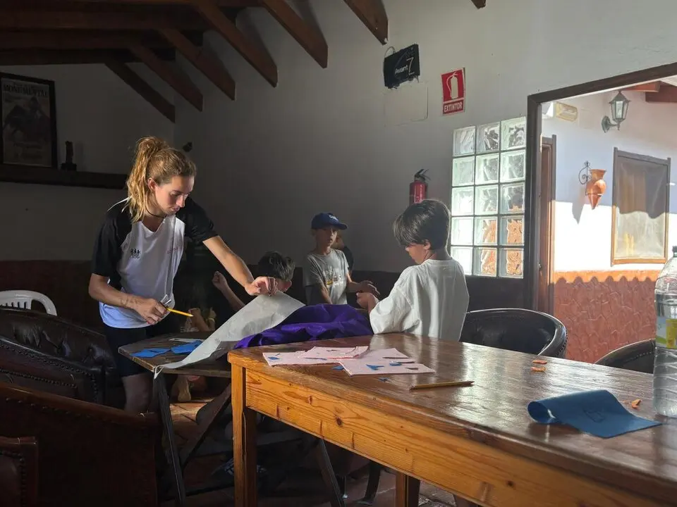 Campamento infantil en el Miguel de Luque / Alma Palomino
