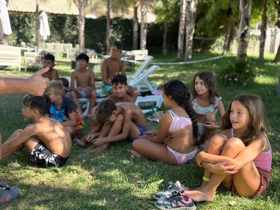 Campamento infantil en el Miguel de Luque / Alma Palomino