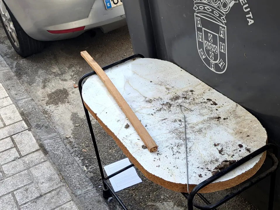 Basuras y enseres en Zurr&oacute;n  (12)