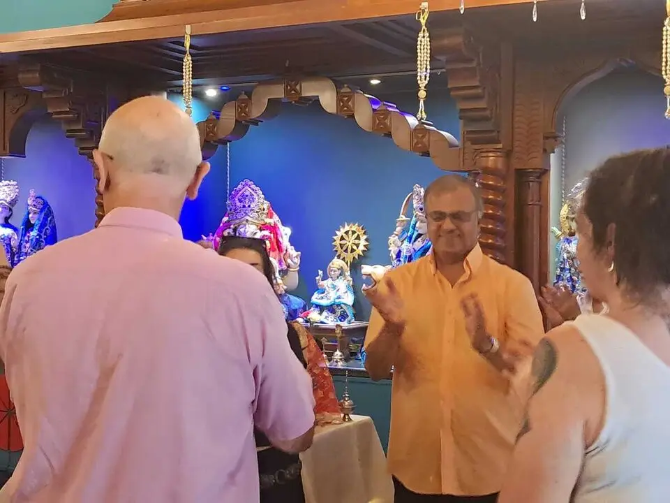Aarti en honor a Ganesh / C&eacute;sar Mart&iacute;n