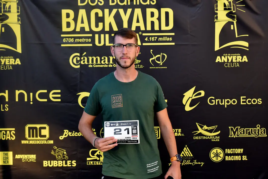 Recogida de dorsales de la 'Backyard Ultra Dos Bah&iacute;as' de Anyera Ceuta (10)