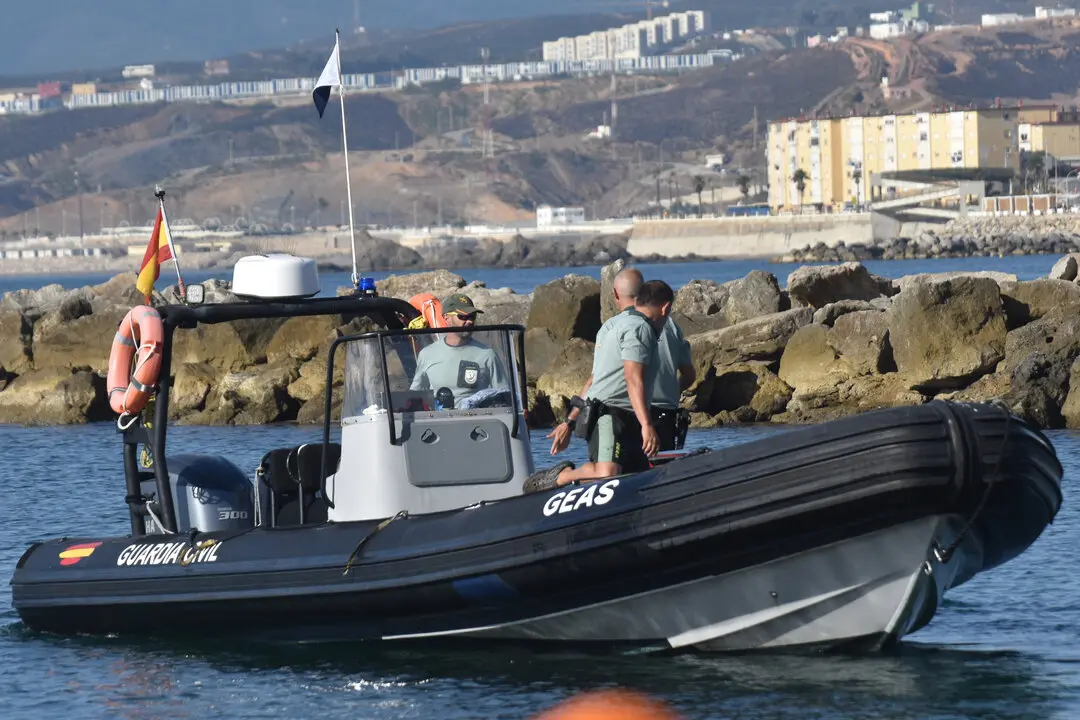 Traves&iacute;a a nado Ribera - Pineo (22)
