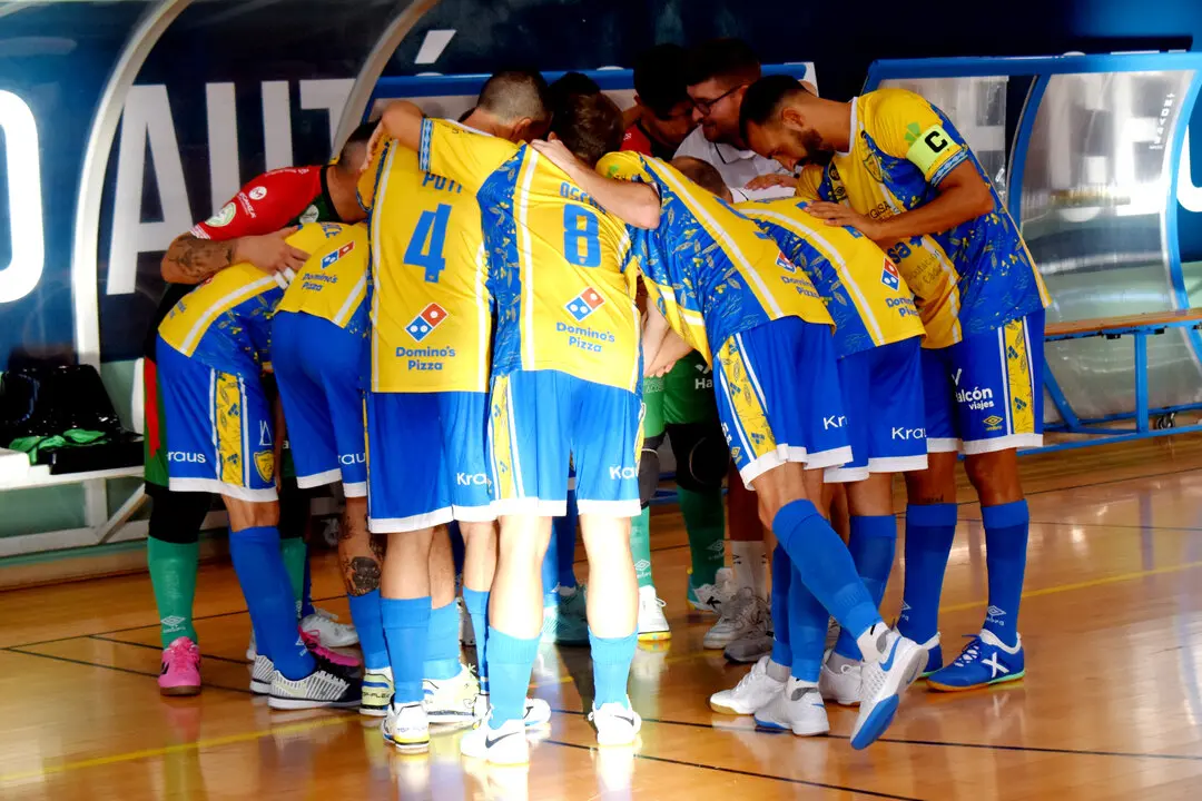 Encuentro de primera ronda de Copa del Rey de f&uacute;tbol sala entre el &Aacute;ngulo CF y el Virgili C&aacute;diz (7)