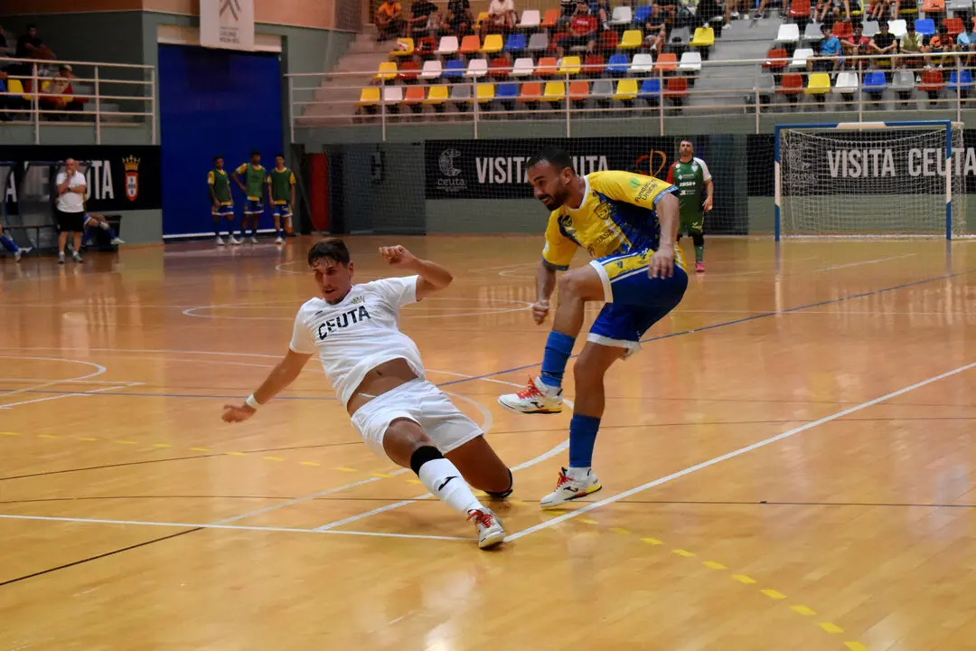 Encuentro de Copa del Rey entre el &Aacute;ngulo CF y el Virgili C&aacute;diz  (1)