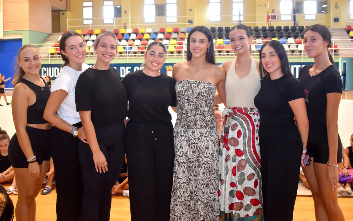 La gimnasia r&iacute;tmica de Ceuta, de fiesta con la visita de las medallistas  (7)